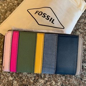 Fossil wallet for women’s